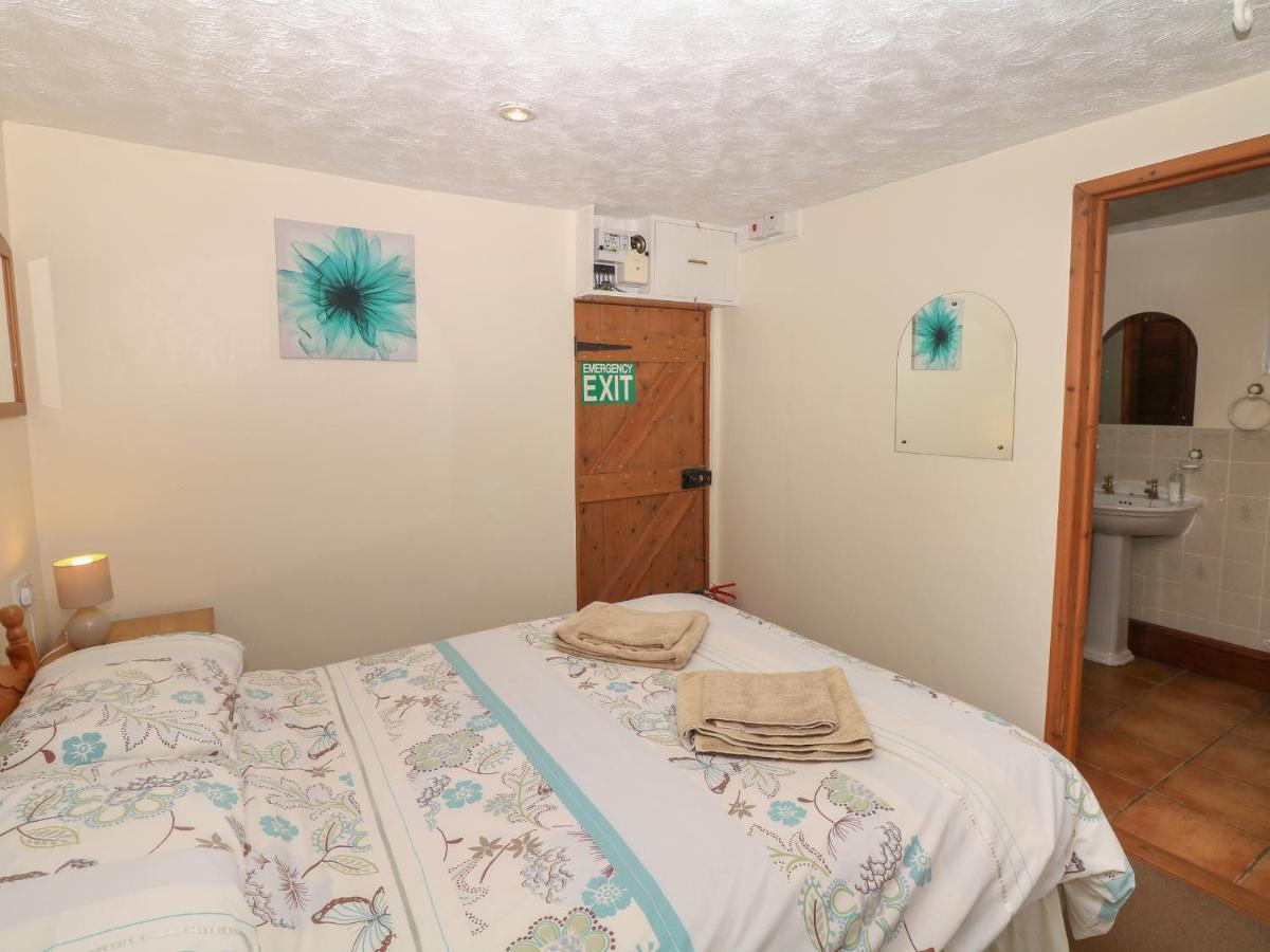 The Bushel Villa Bideford Exterior photo