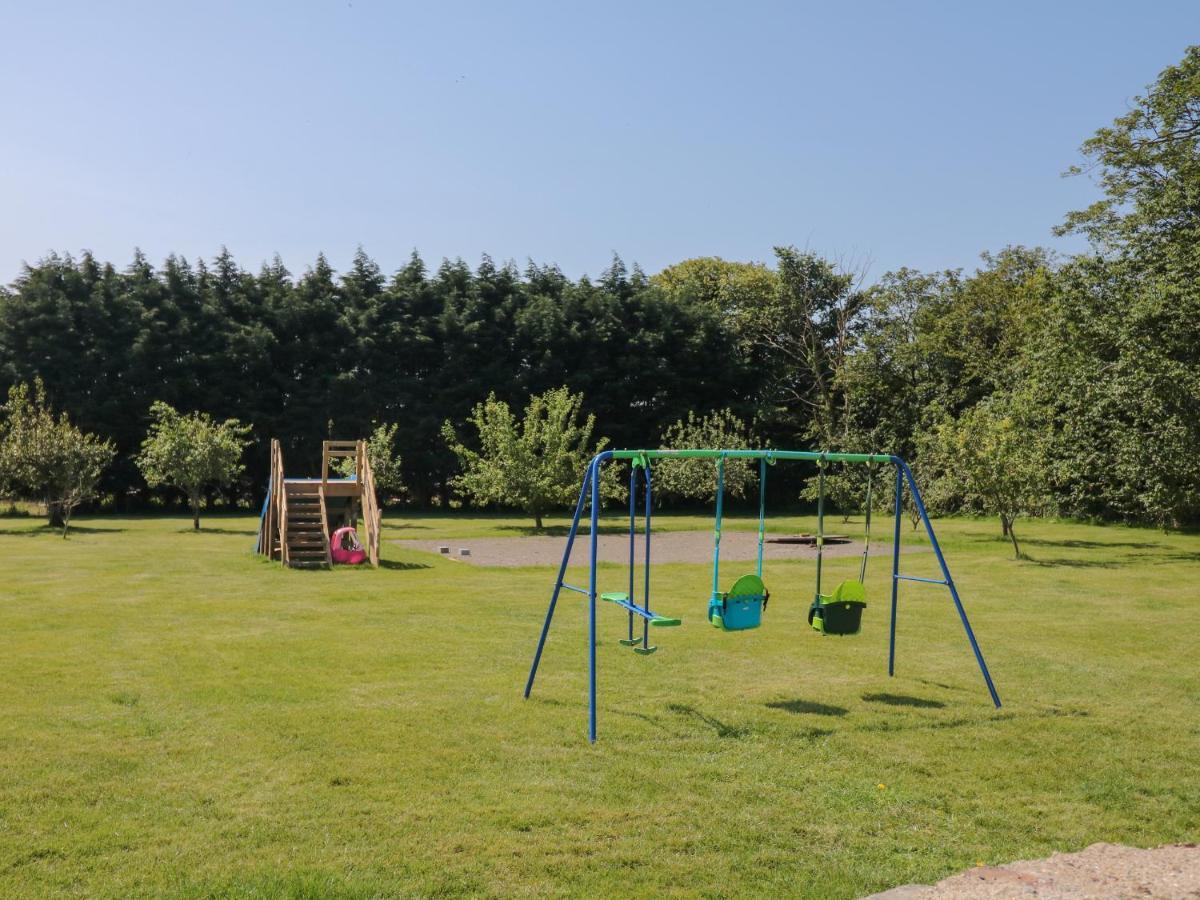 The Bushel Villa Bideford Exterior photo
