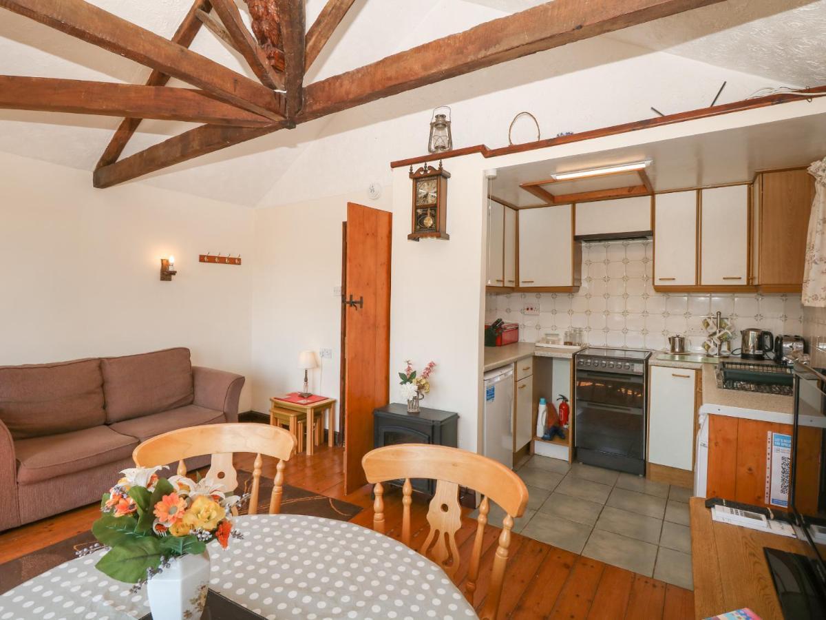 The Bushel Villa Bideford Exterior photo
