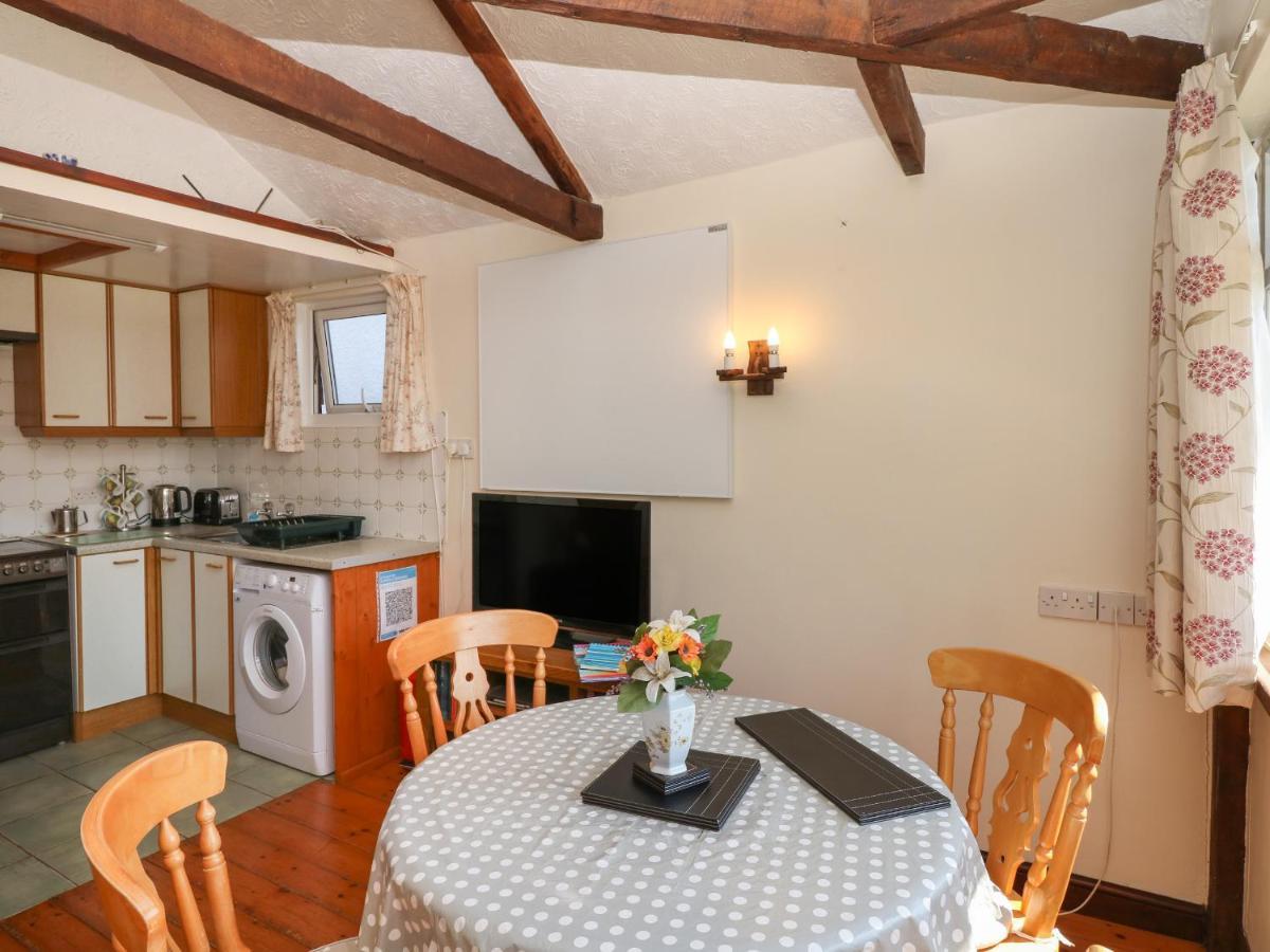 The Bushel Villa Bideford Exterior photo